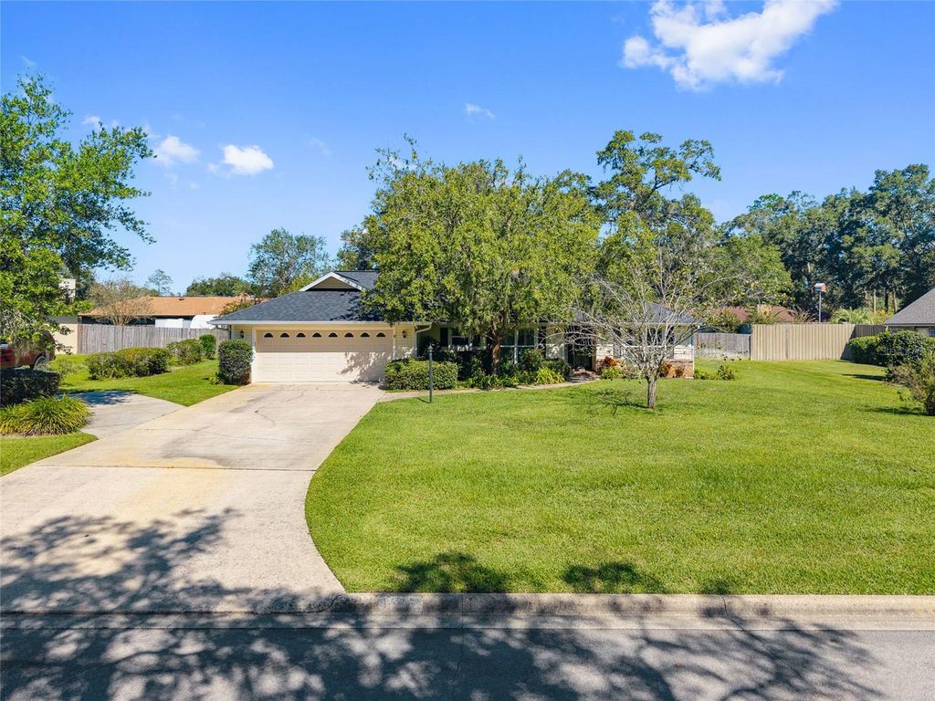 Photo of 4517 SE 2nd Place, Ocala, FL 34471 (MLS # OM711849)
