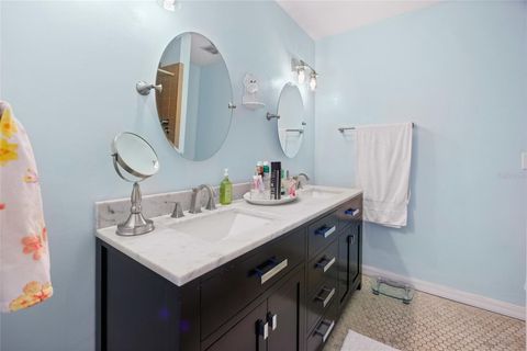 Tiny photo for 4517 SE 2nd Place, Ocala, FL 34471 (MLS # OM711849)