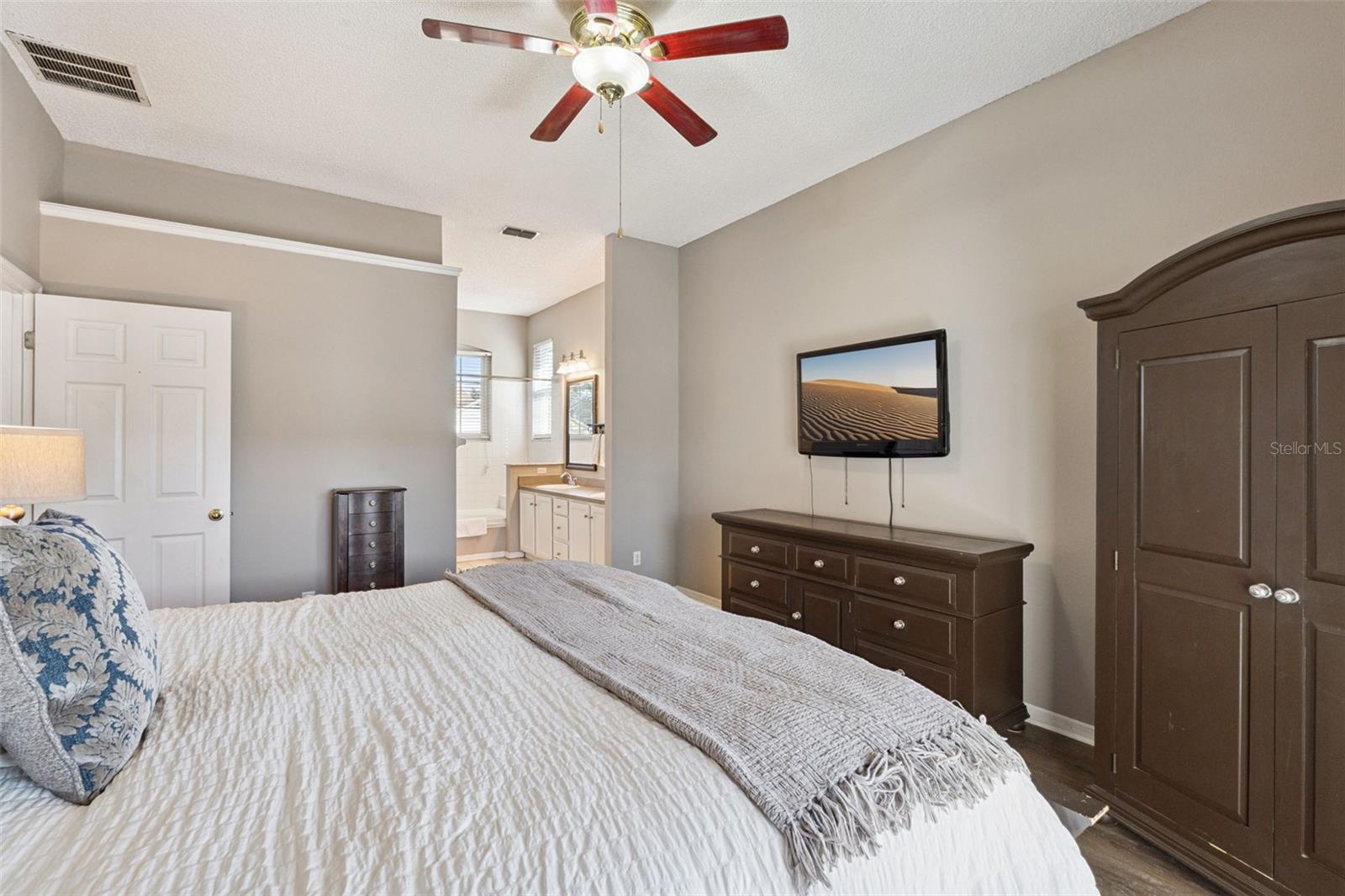 RIVERSIDE AT TWIN RIVERS - Residential