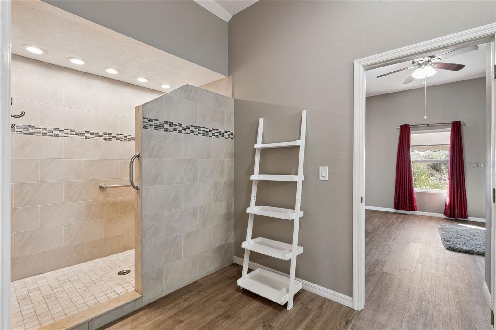 RIVERSIDE AT TWIN RIVERS - Residential