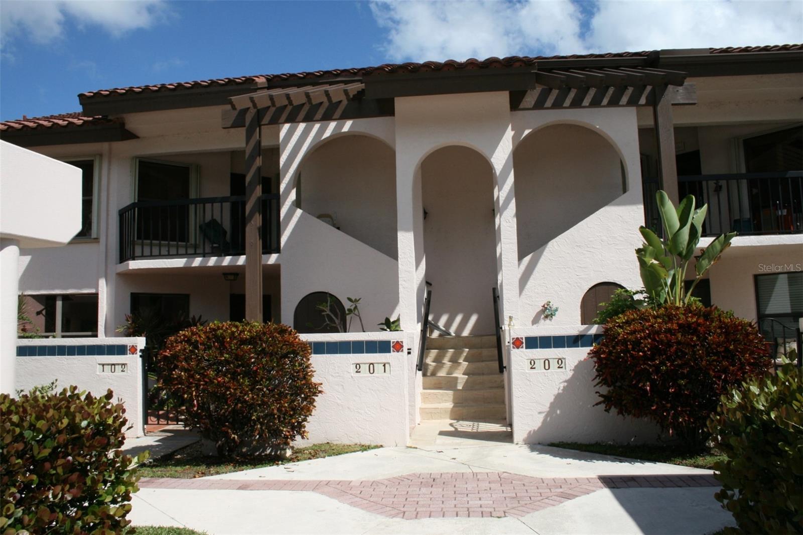 MONTEGO COVE - Residential