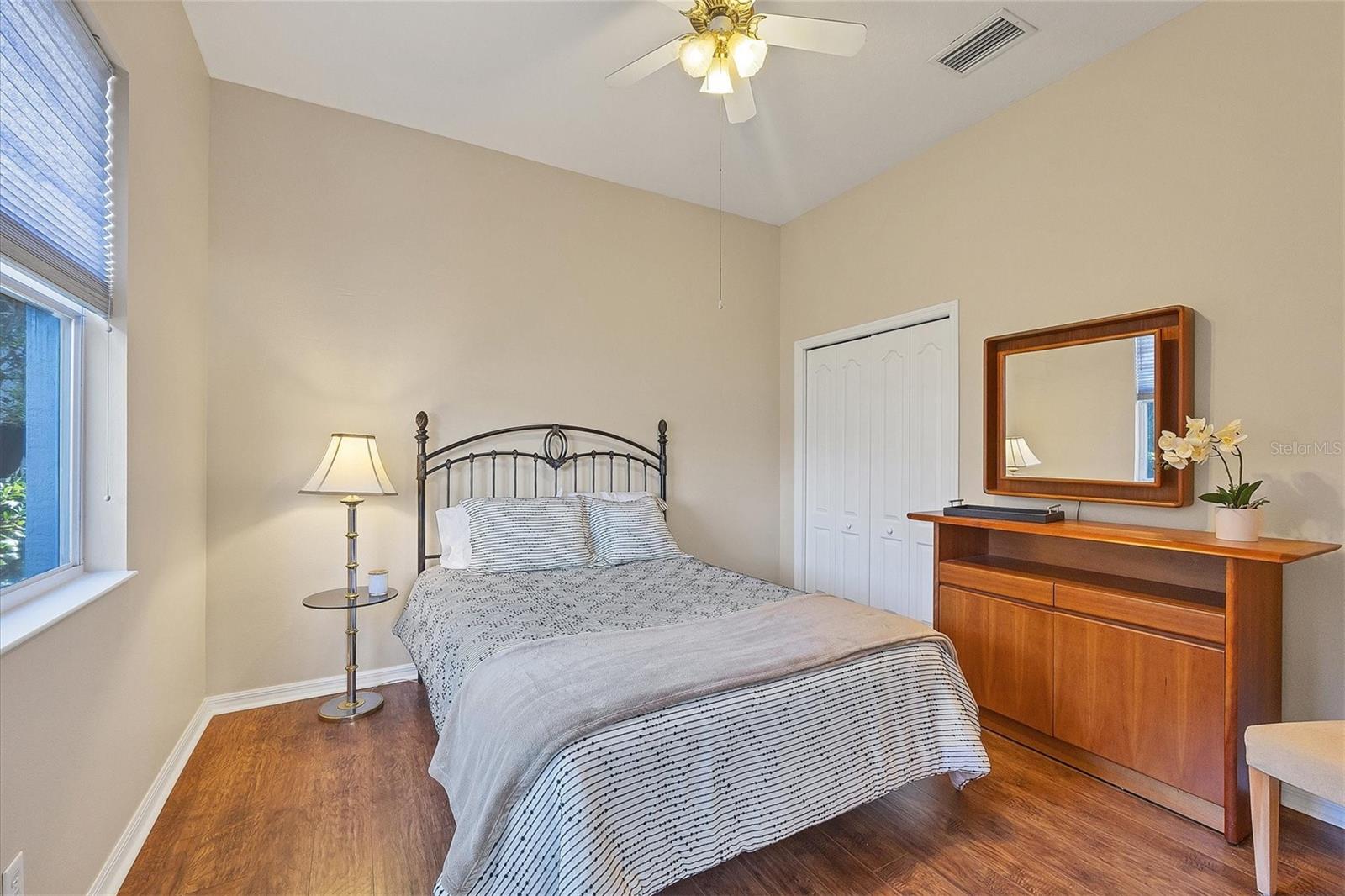 BARTON FARMS/LAUREL LAKES - Residential