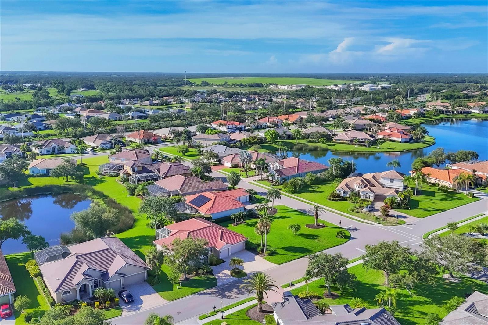 BARTON FARMS/LAUREL LAKES - Residential