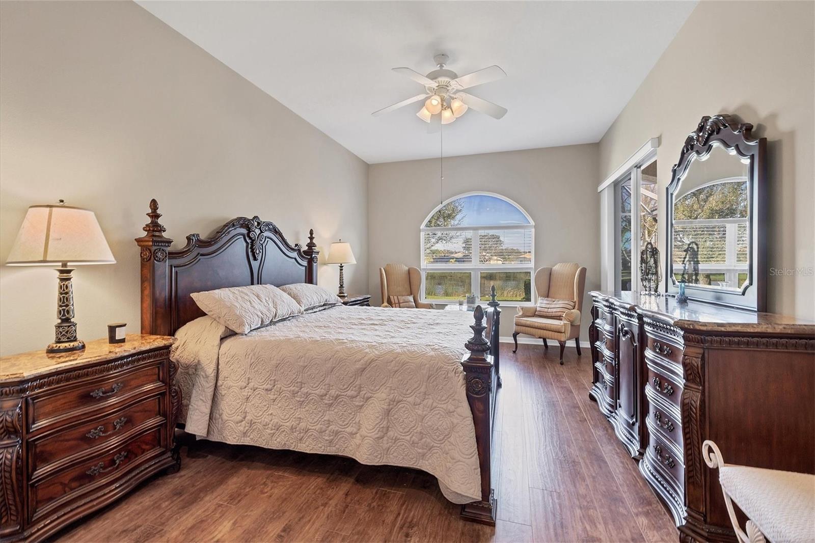 BARTON FARMS/LAUREL LAKES - Residential