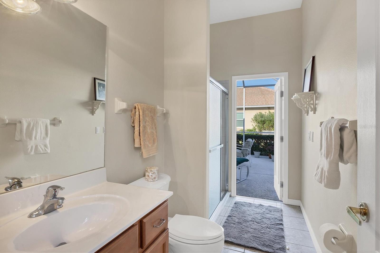 BARTON FARMS/LAUREL LAKES - Residential