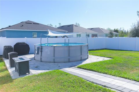 A home in AUBURNDALE