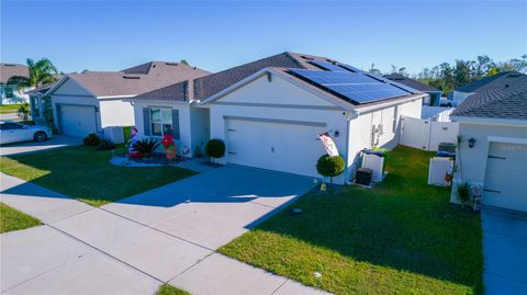 A home in AUBURNDALE