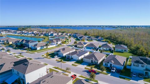 A home in AUBURNDALE