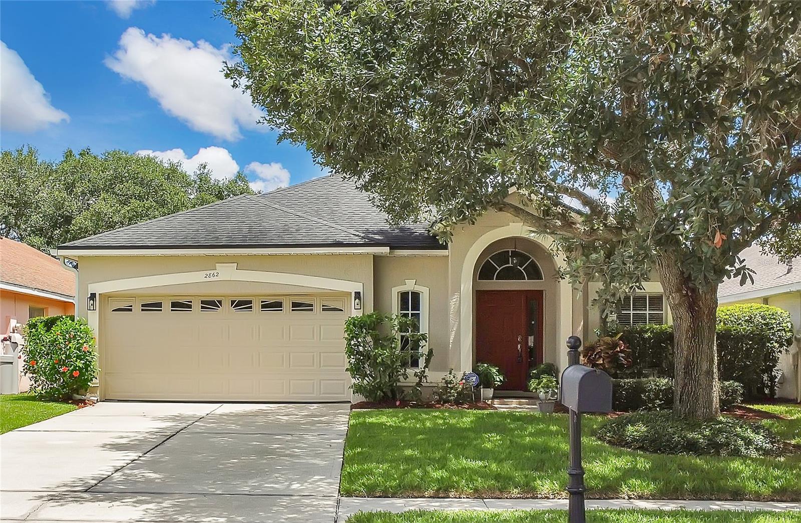 ALOMA WOODS PH 4 - Residential