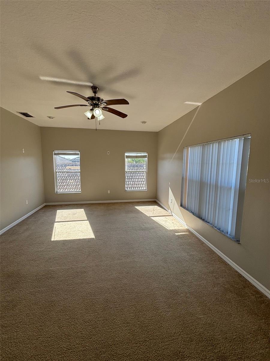 ISLES BELLALAGO - Residential Lease