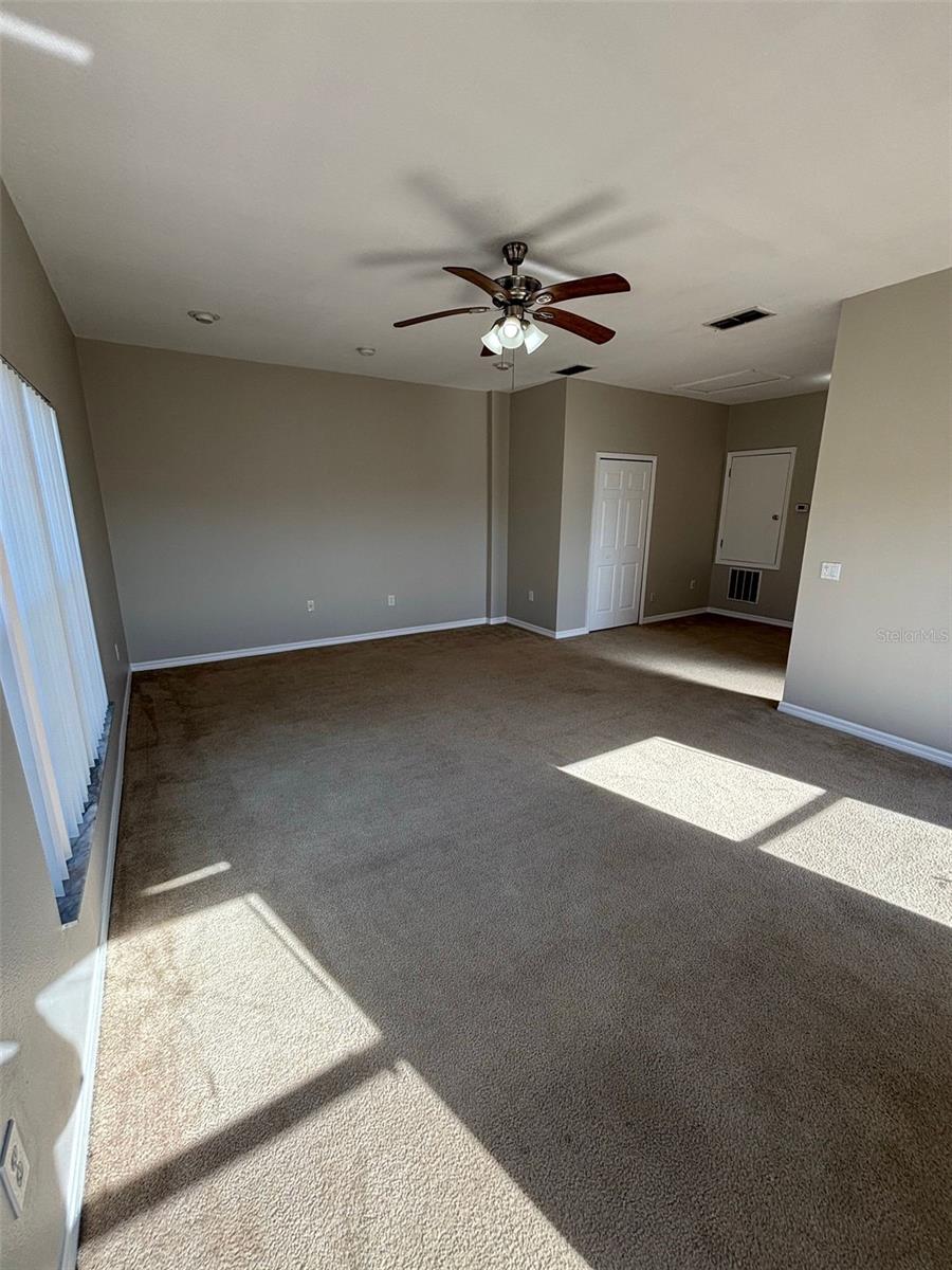 ISLES BELLALAGO - Residential Lease