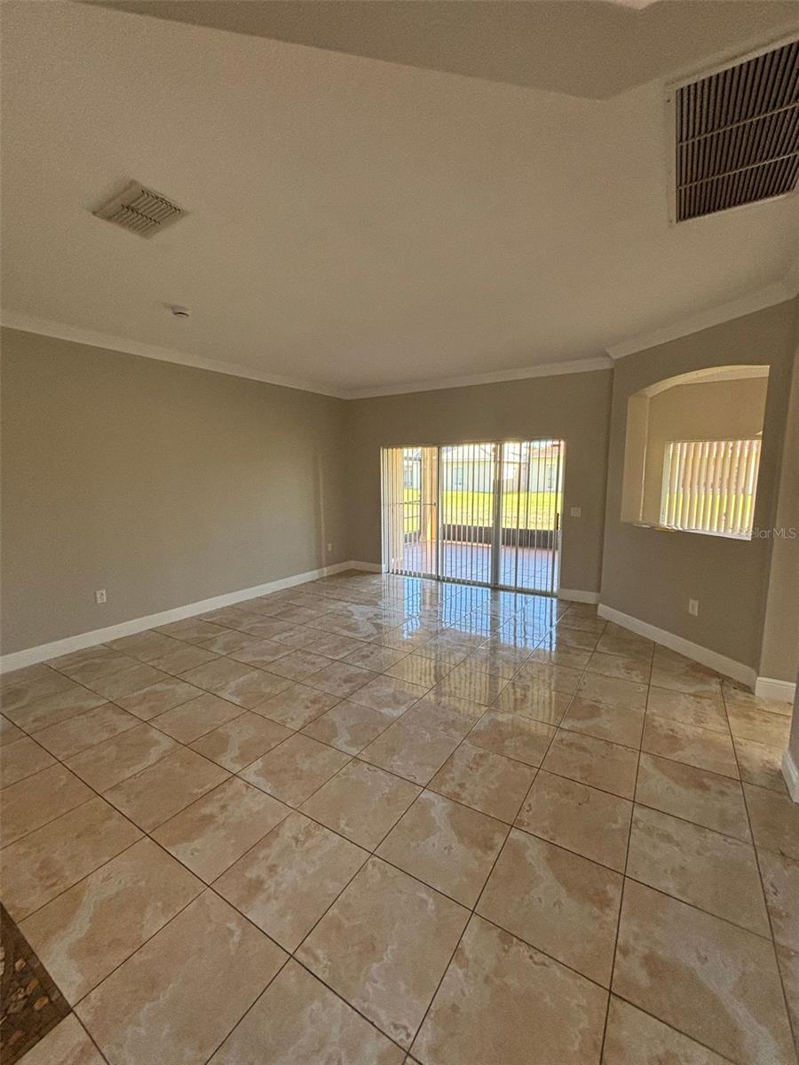 ISLES BELLALAGO - Residential Lease