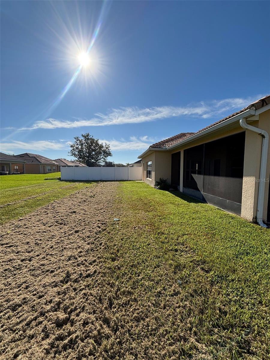 ISLES BELLALAGO - Residential Lease