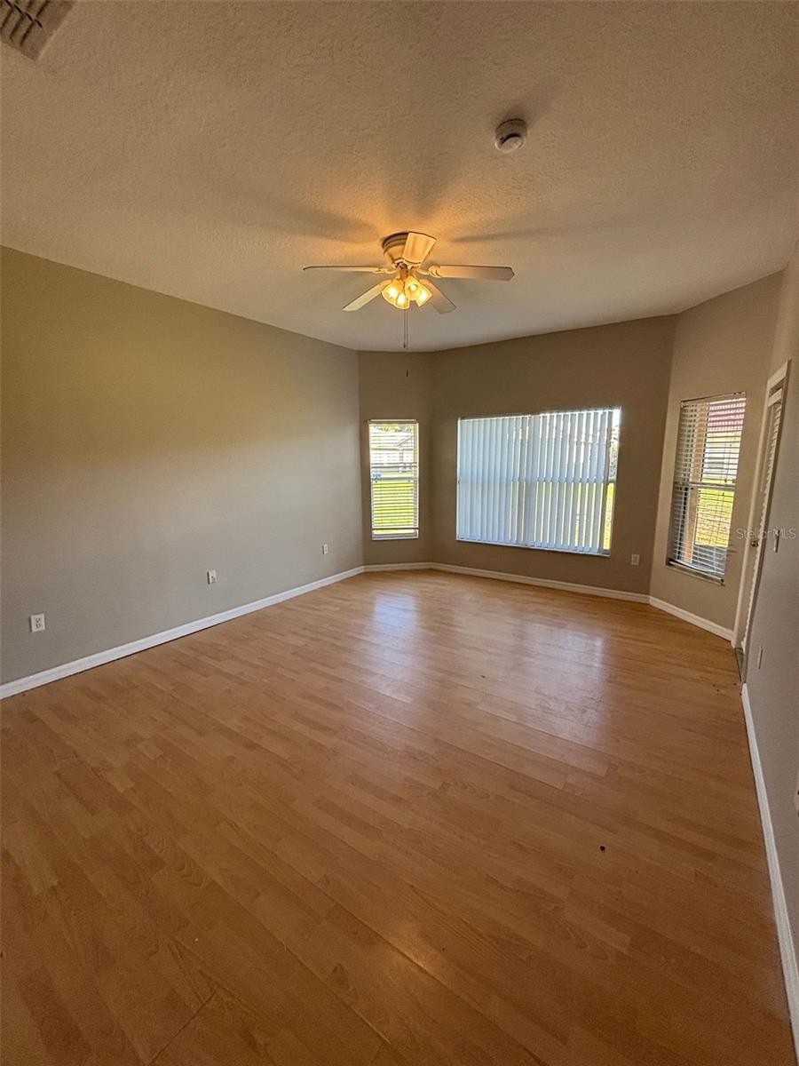 ISLES BELLALAGO - Residential Lease