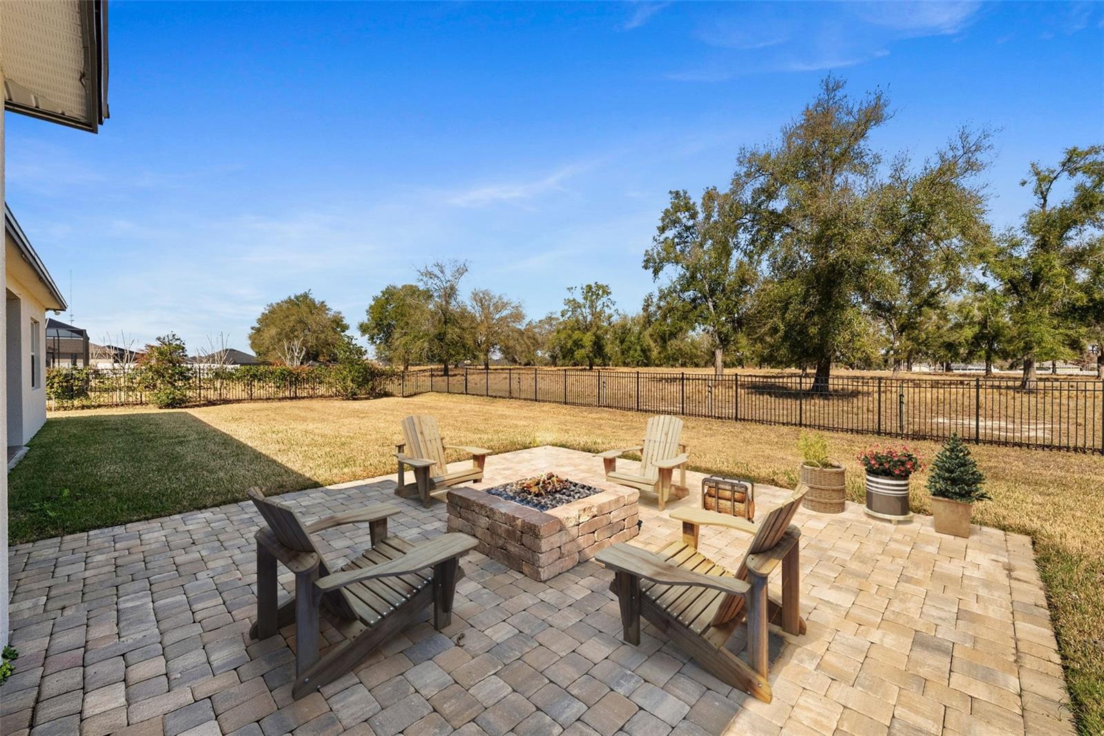 6786 BENTRIDGE DRIVE