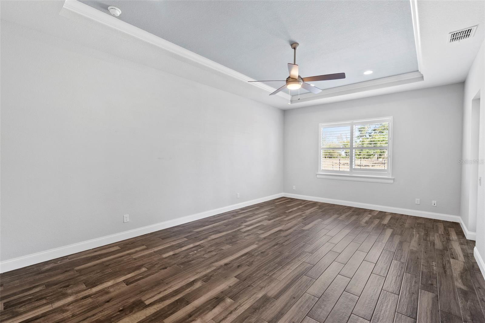 TREYMONT - Residential