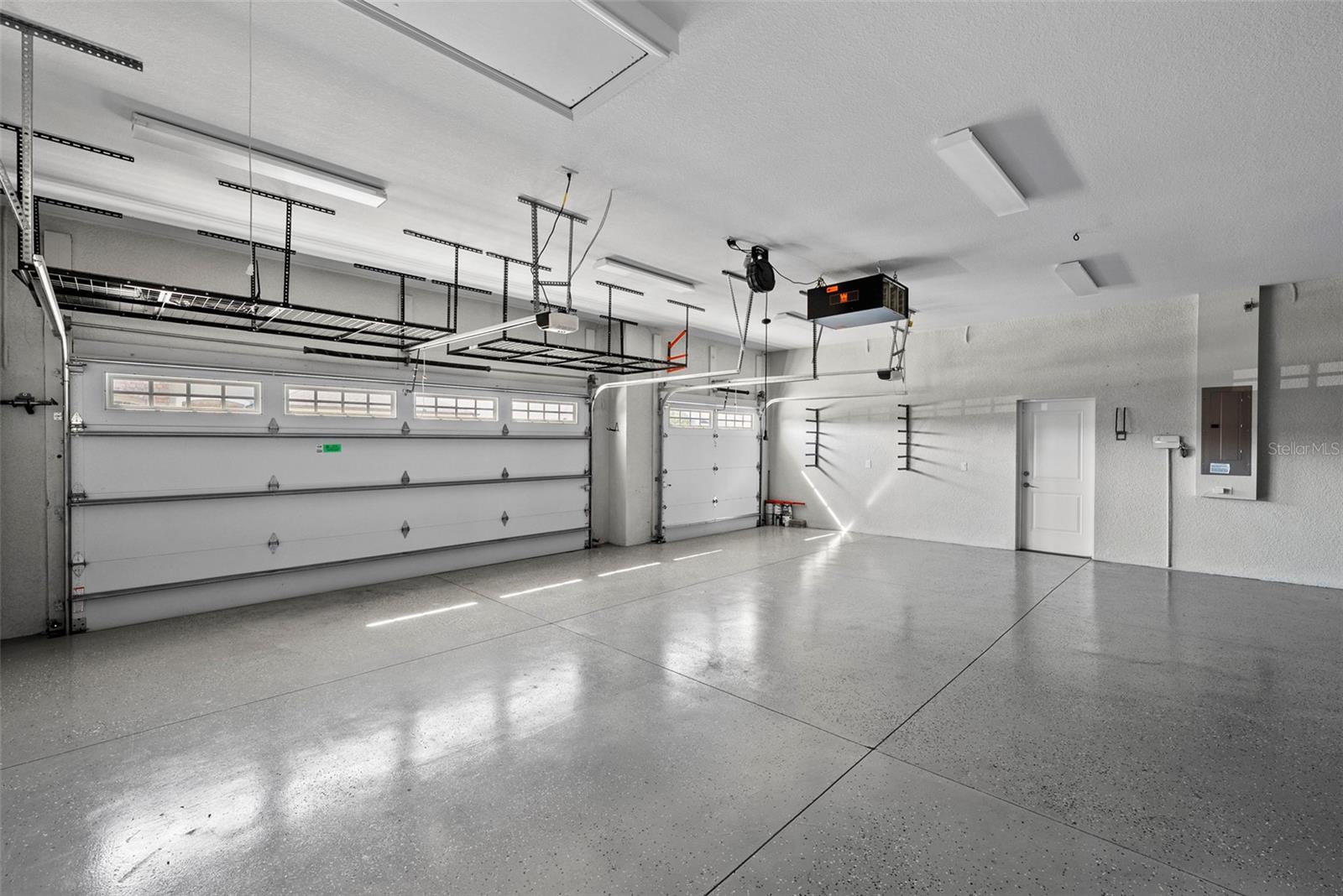 TREYMONT - Residential