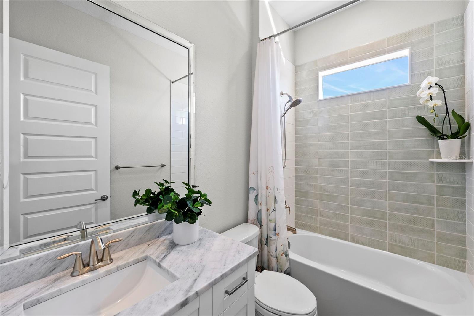 TREYMONT - Residential