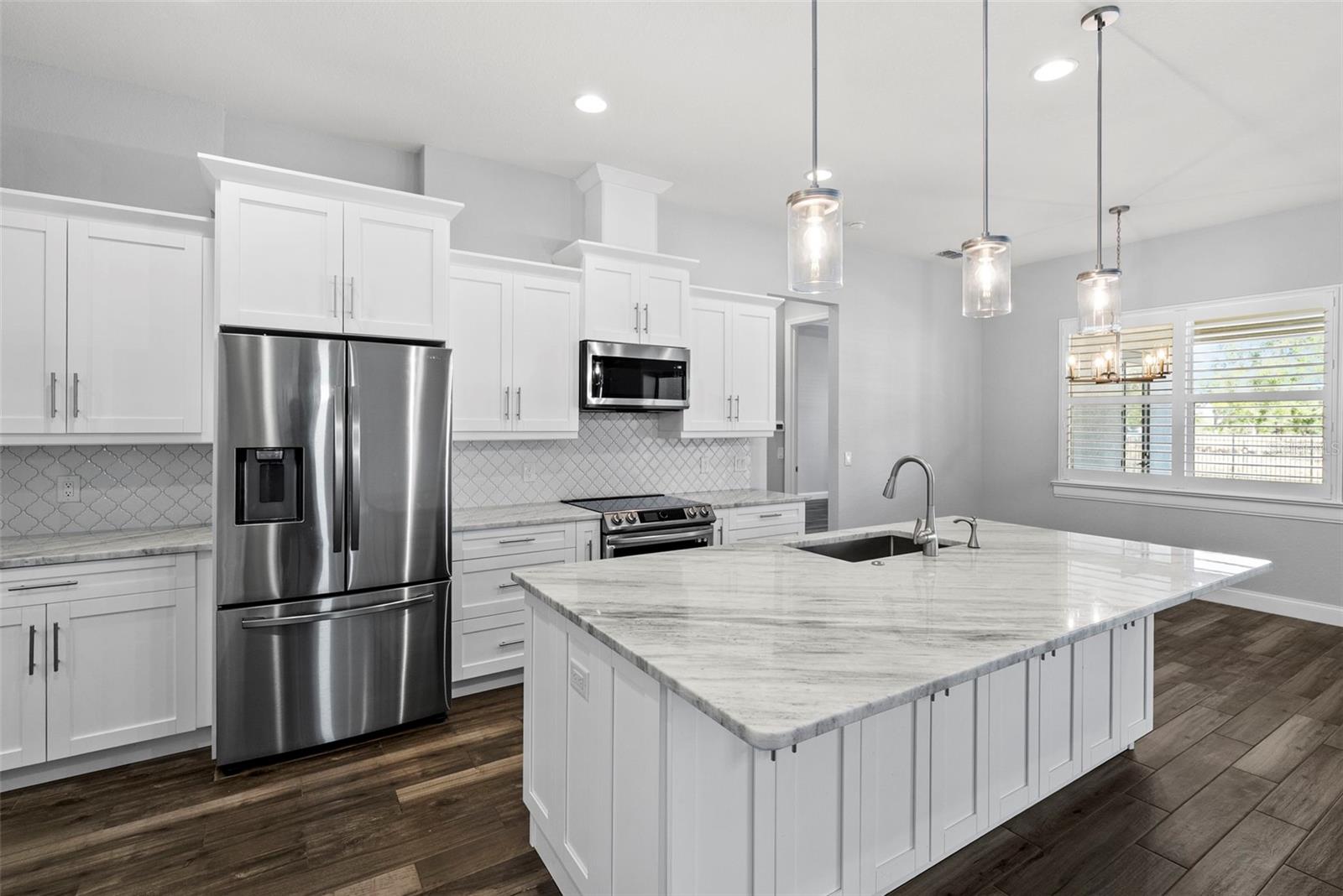 TREYMONT - Residential