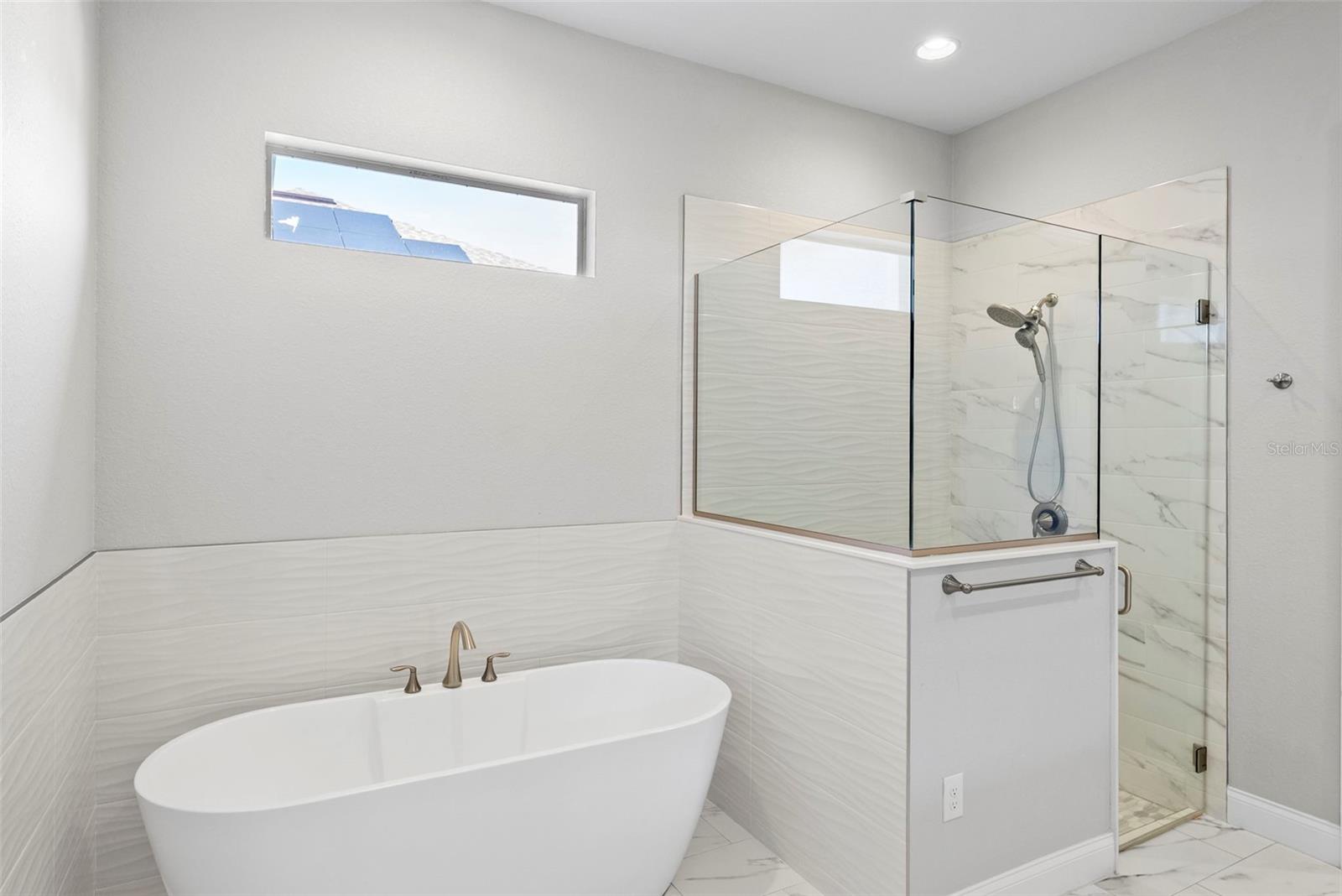 TREYMONT - Residential