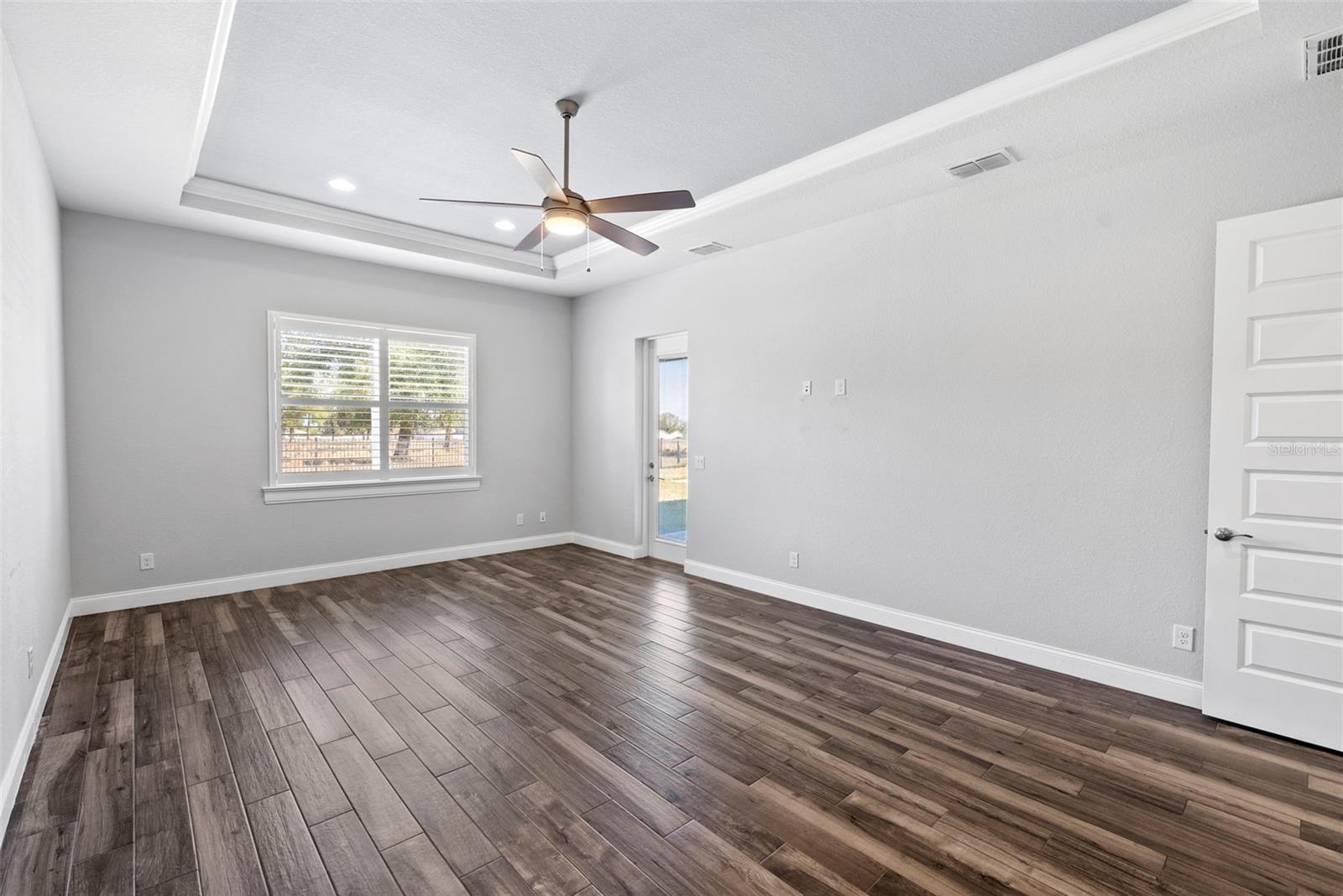 TREYMONT - Residential