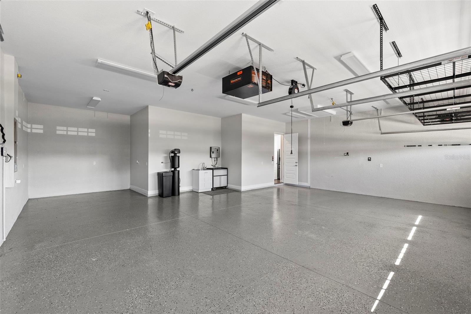 TREYMONT - Residential