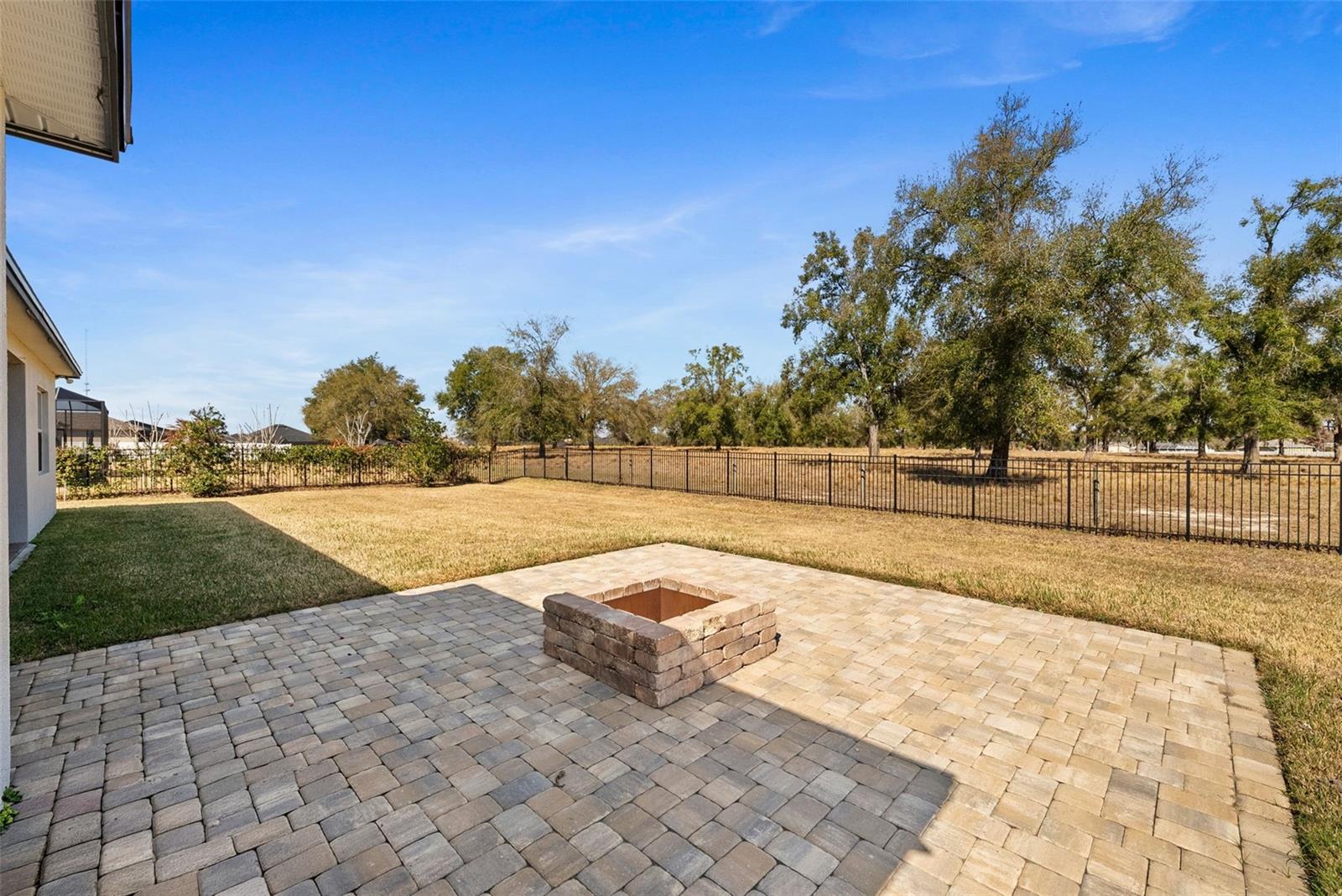 TREYMONT - Residential