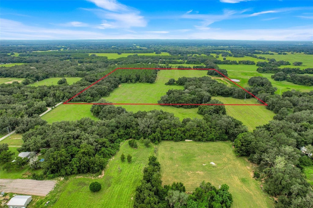 Photo of 1382 Cr 722, Webster, FL 33597 (MLS # G5118196)