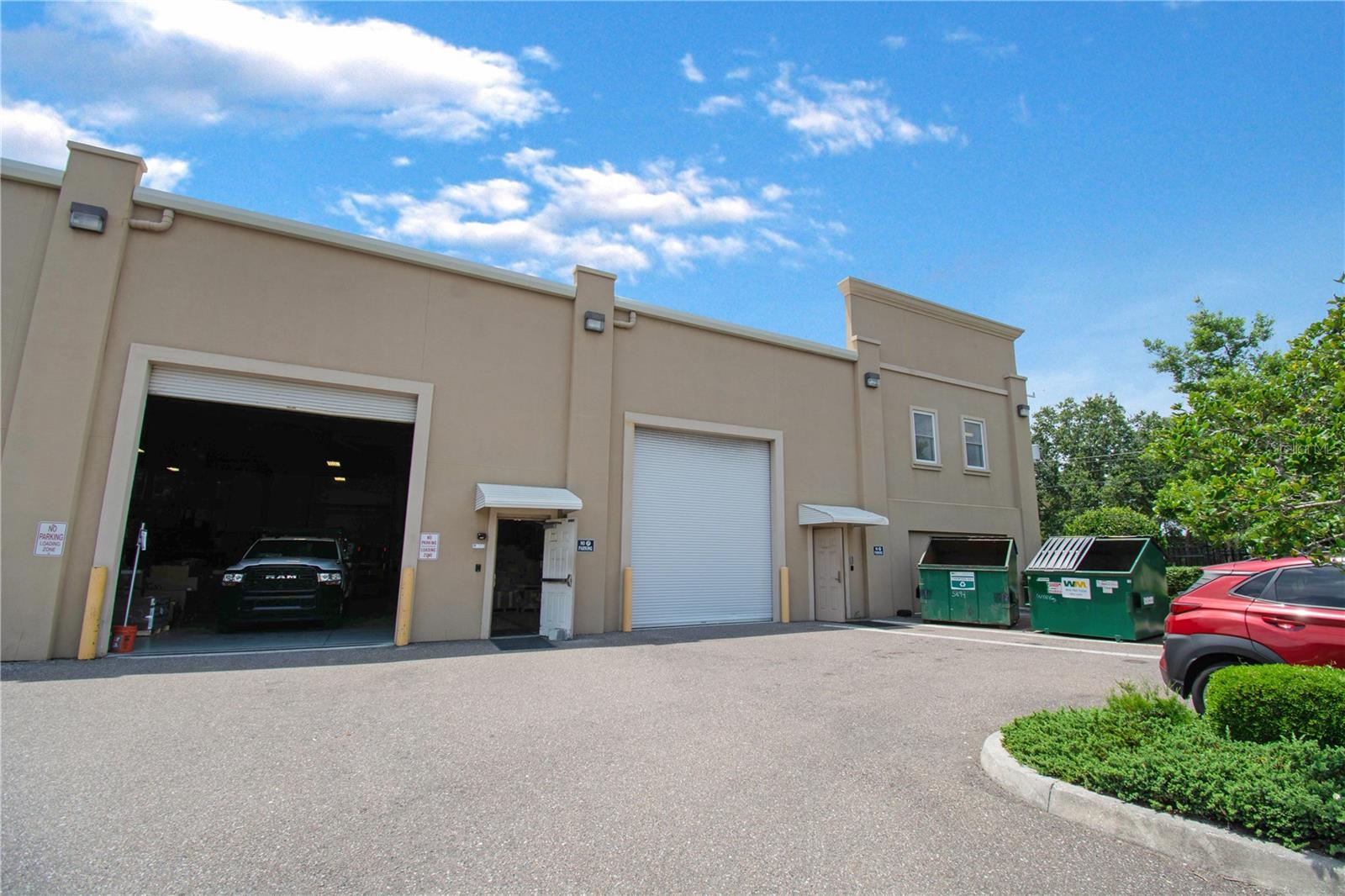 RIVERSIDE, S/D N1/2 BLK 83 - Commercial Sale