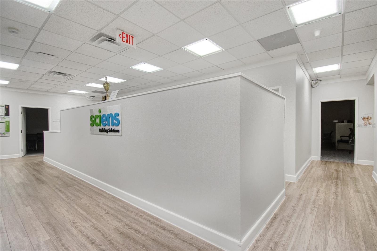 RIVERSIDE, S/D N1/2 BLK 83 - Commercial Sale