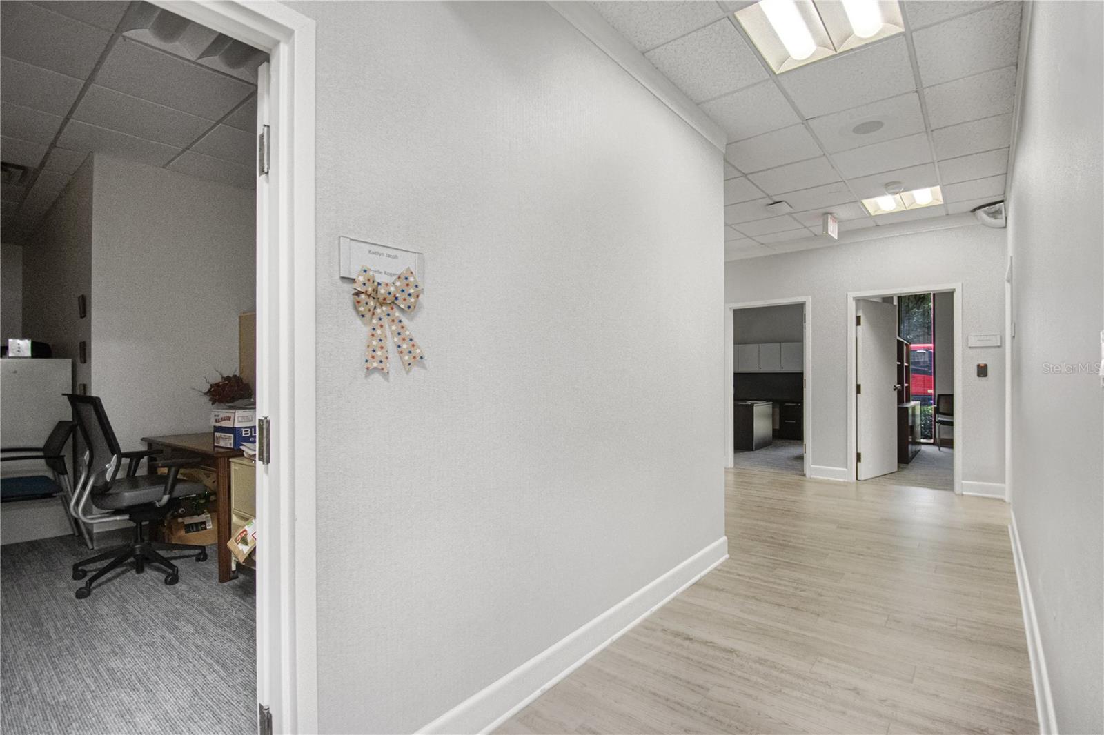 RIVERSIDE, S/D N1/2 BLK 83 - Commercial Sale