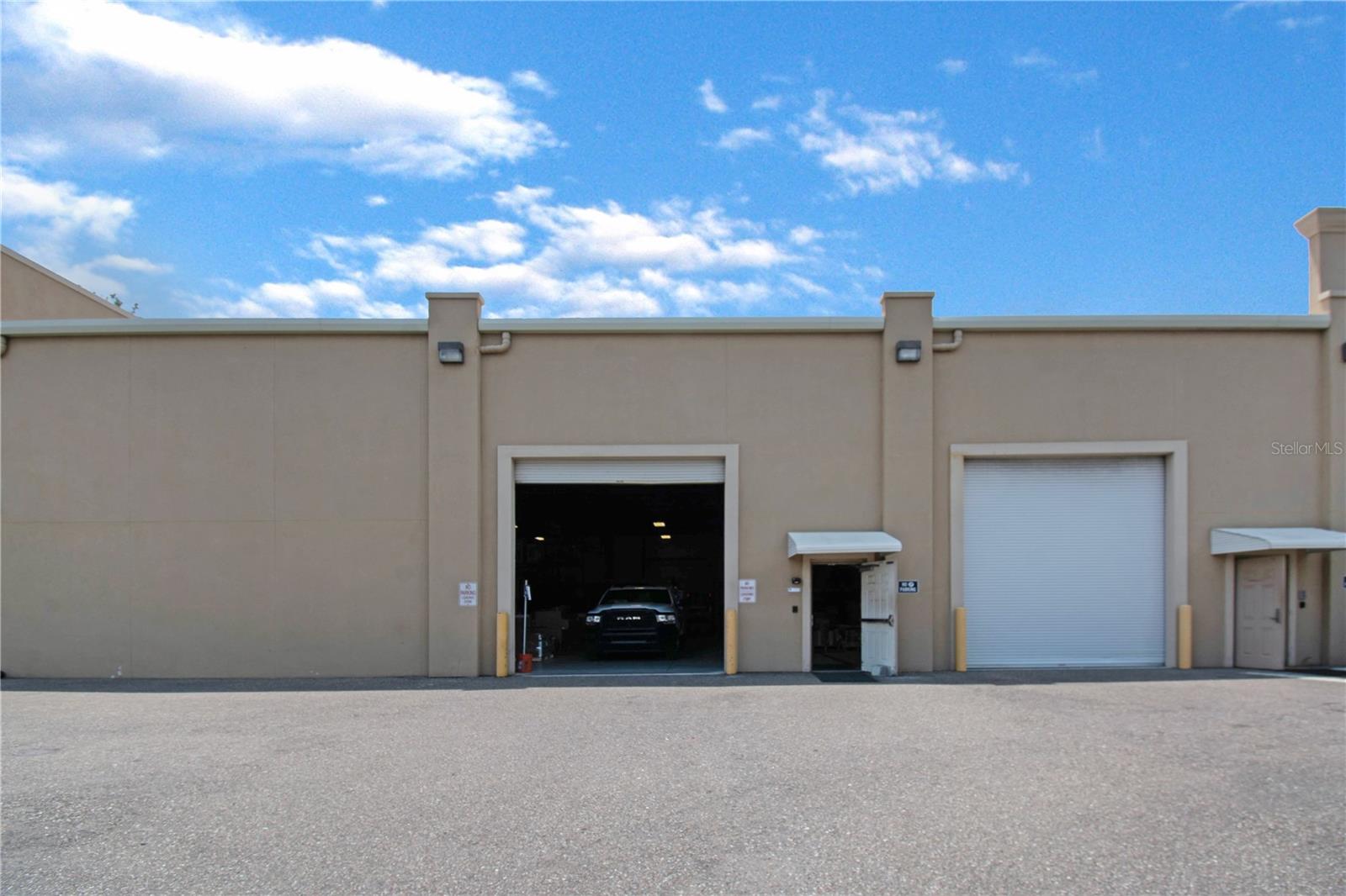 RIVERSIDE, S/D N1/2 BLK 83 - Commercial Sale