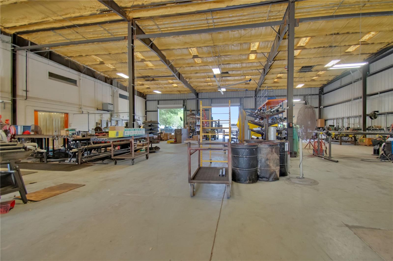 RIVERSIDE, S/D N1/2 BLK 83 - Commercial Sale