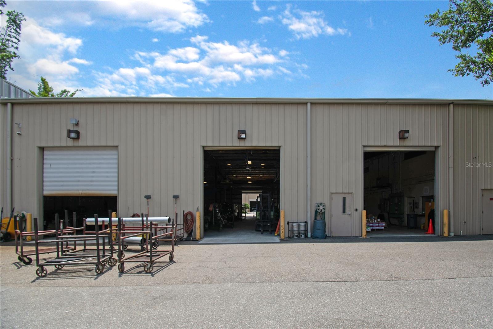 RIVERSIDE, S/D N1/2 BLK 83 - Commercial Sale