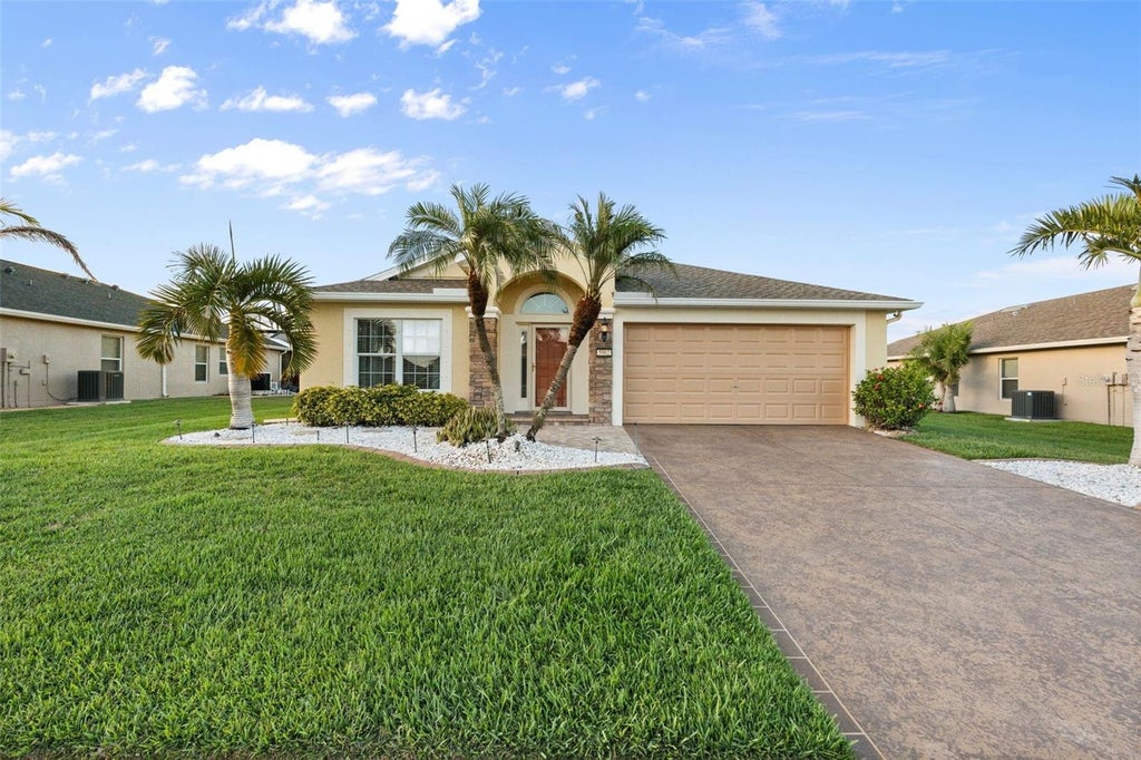 Photo of 5902 106th Terrace E, Parrish, FL 34219 (MLS # A4709033)
