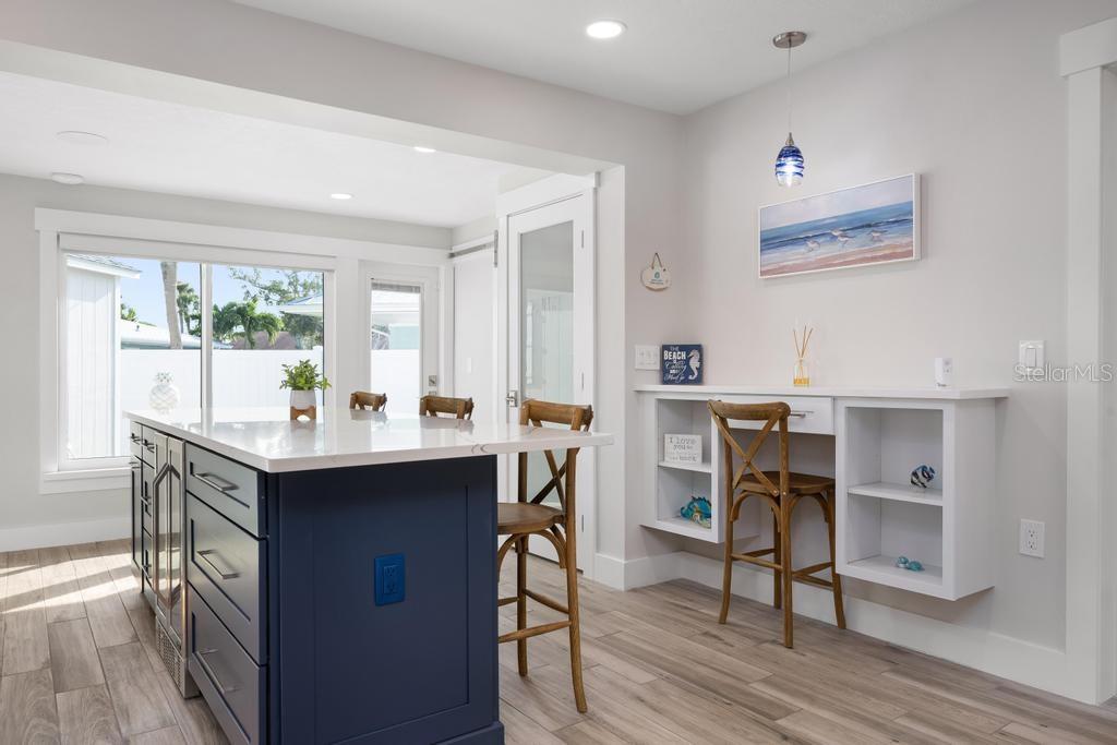 HOLMES BEACH 33RD UNIT - Residential