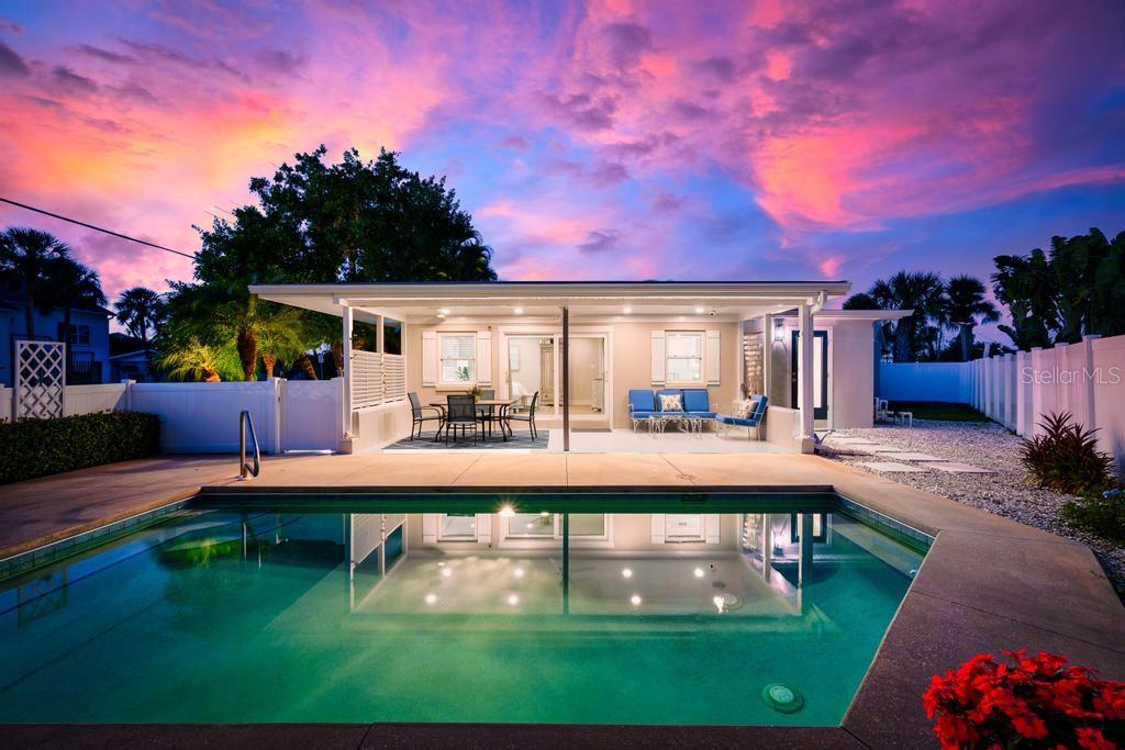 HOLMES BEACH 33RD UNIT - Residential