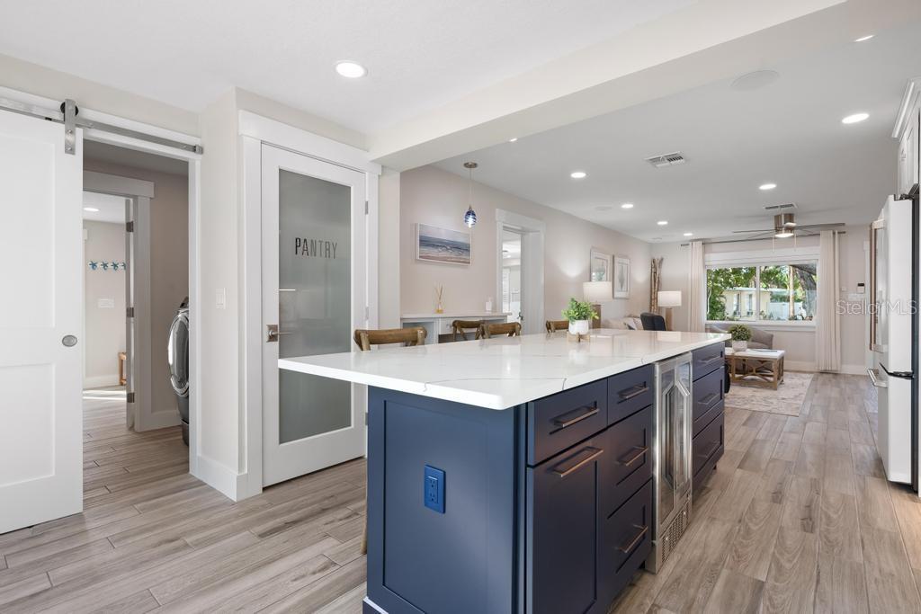 HOLMES BEACH 33RD UNIT - Residential