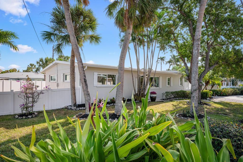 HOLMES BEACH 33RD UNIT - Residential