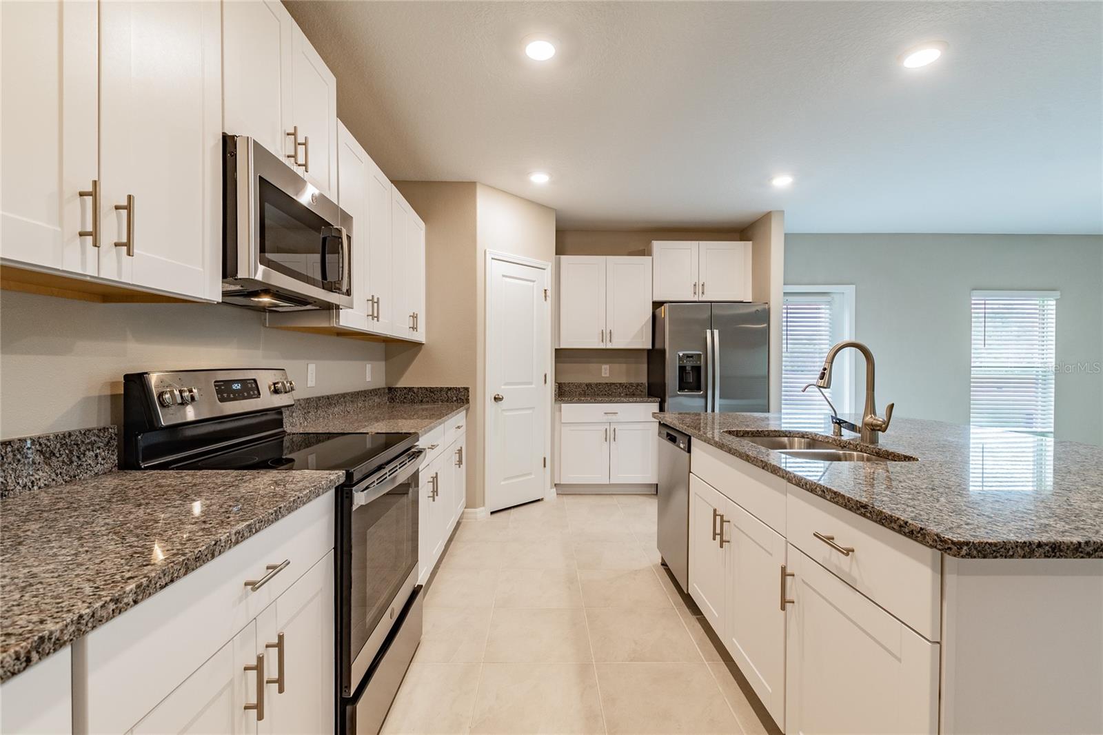 CYPRESS MILL - Residential