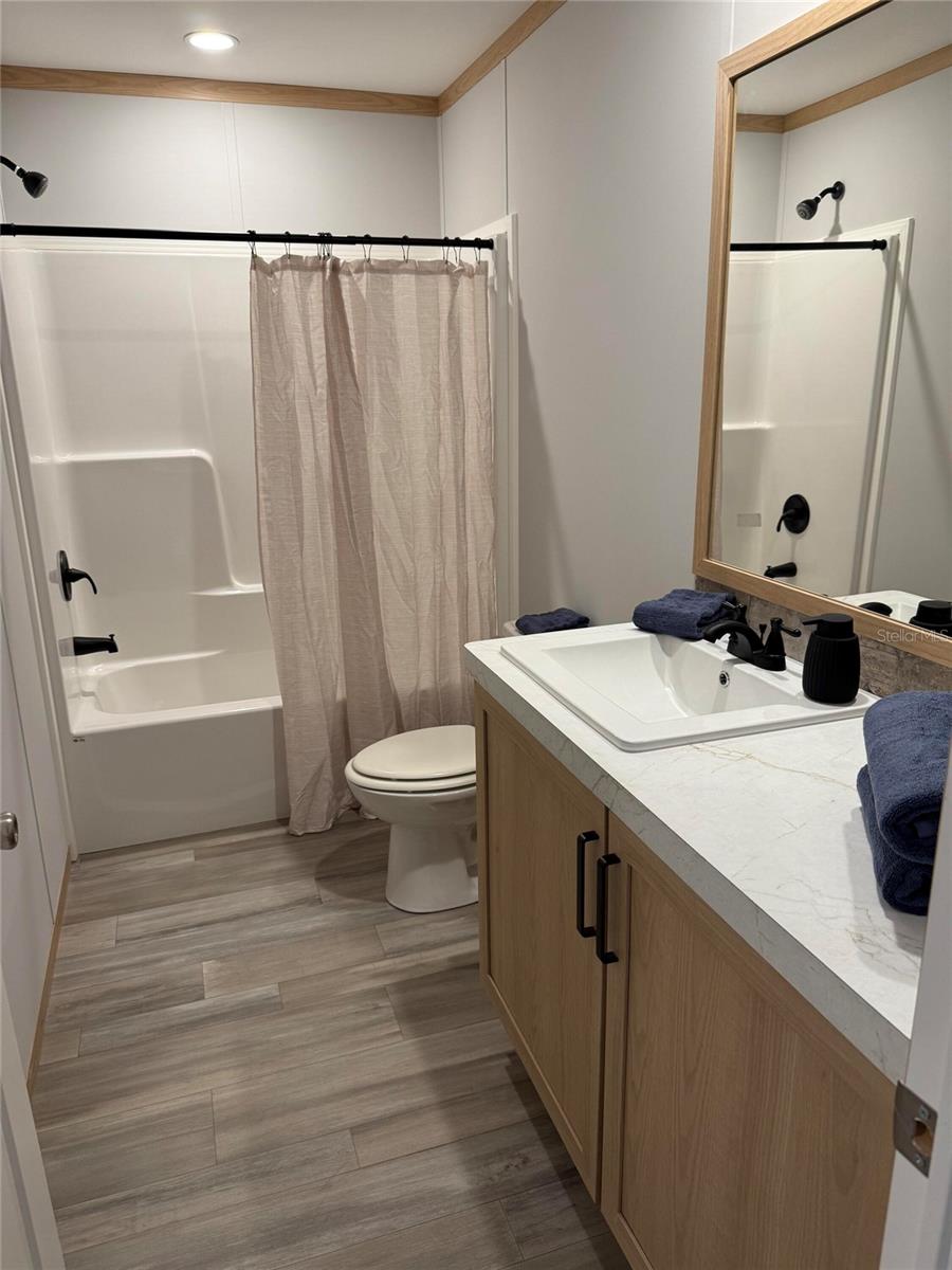 GARDEN GROVE - Residential