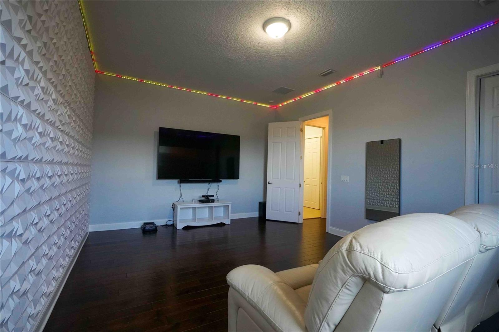 WATERSTONE - Residential