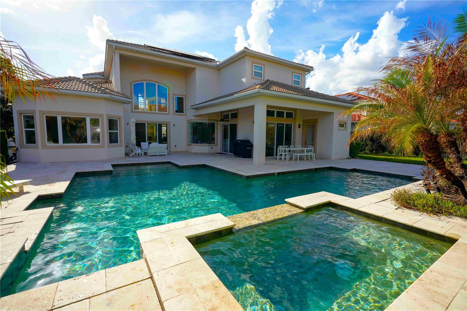 WATERSTONE - Residential