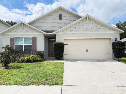 Photo of 3741 Crimson Clover Drive, Mount Dora, FL 32757 (MLS # O6438294)