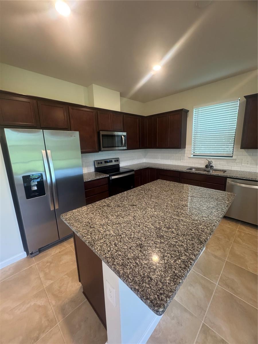 SAPPHIRE POINT PH I & II SUBPH 1A, 1B, 1 - Residential Lease