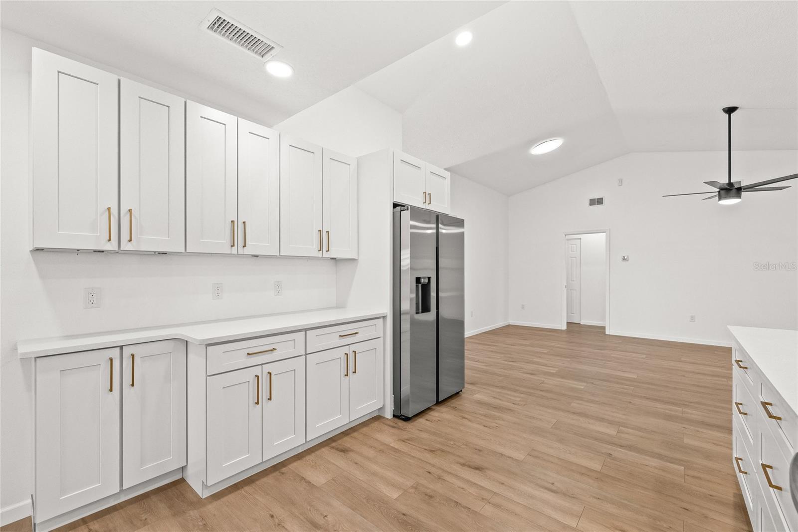 MAGNOLIA VALLEY - Residential