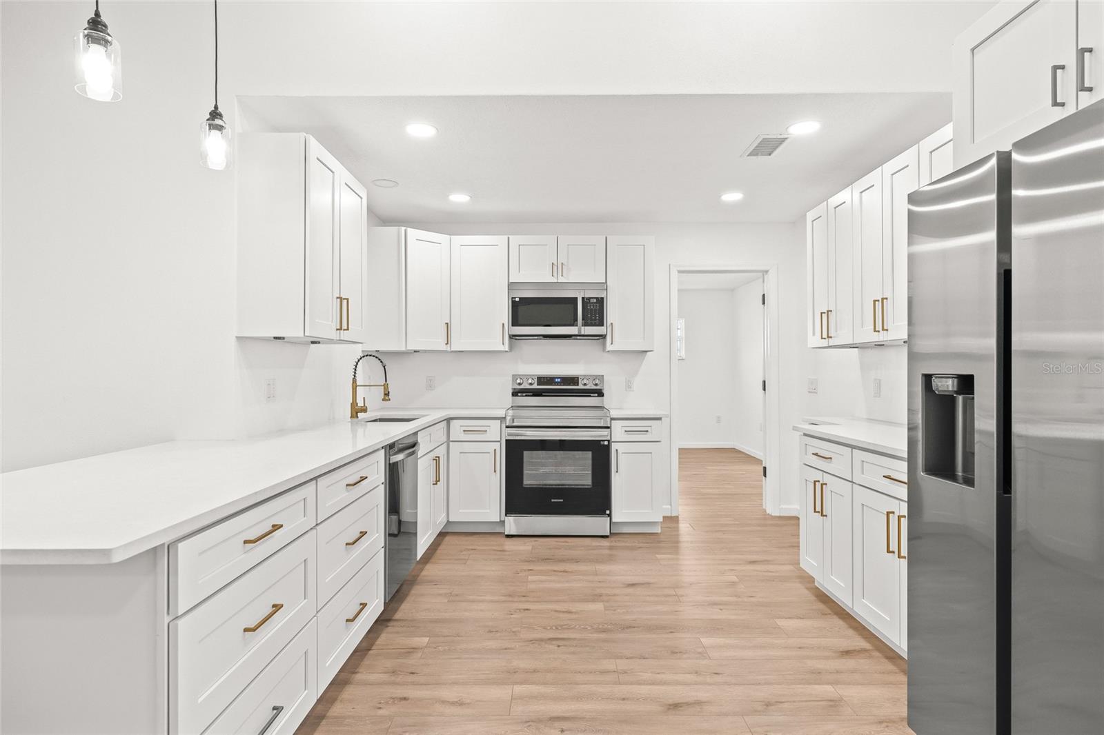 MAGNOLIA VALLEY - Residential