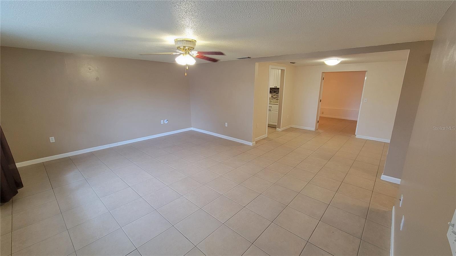 CAROLINA ESTATES - Residential