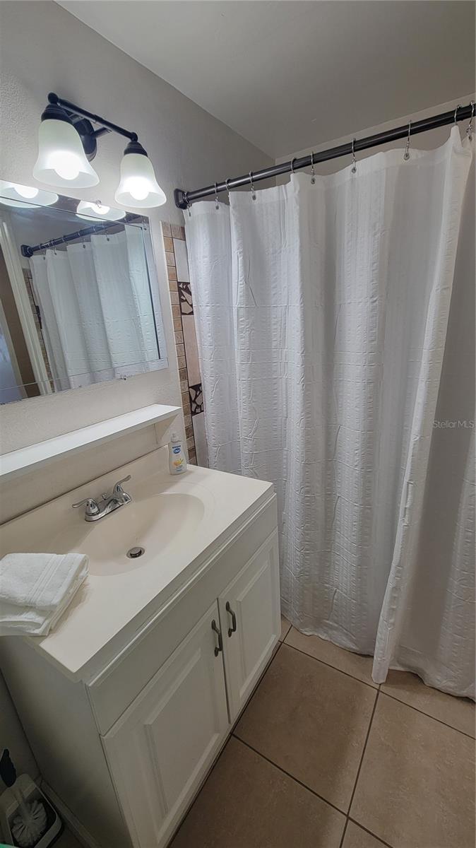 CAROLINA ESTATES - Residential