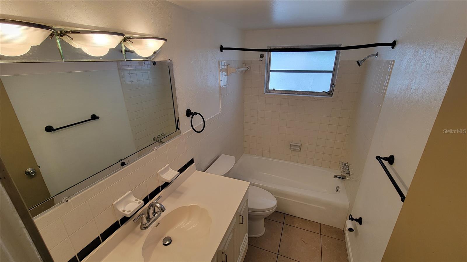 CAROLINA ESTATES - Residential